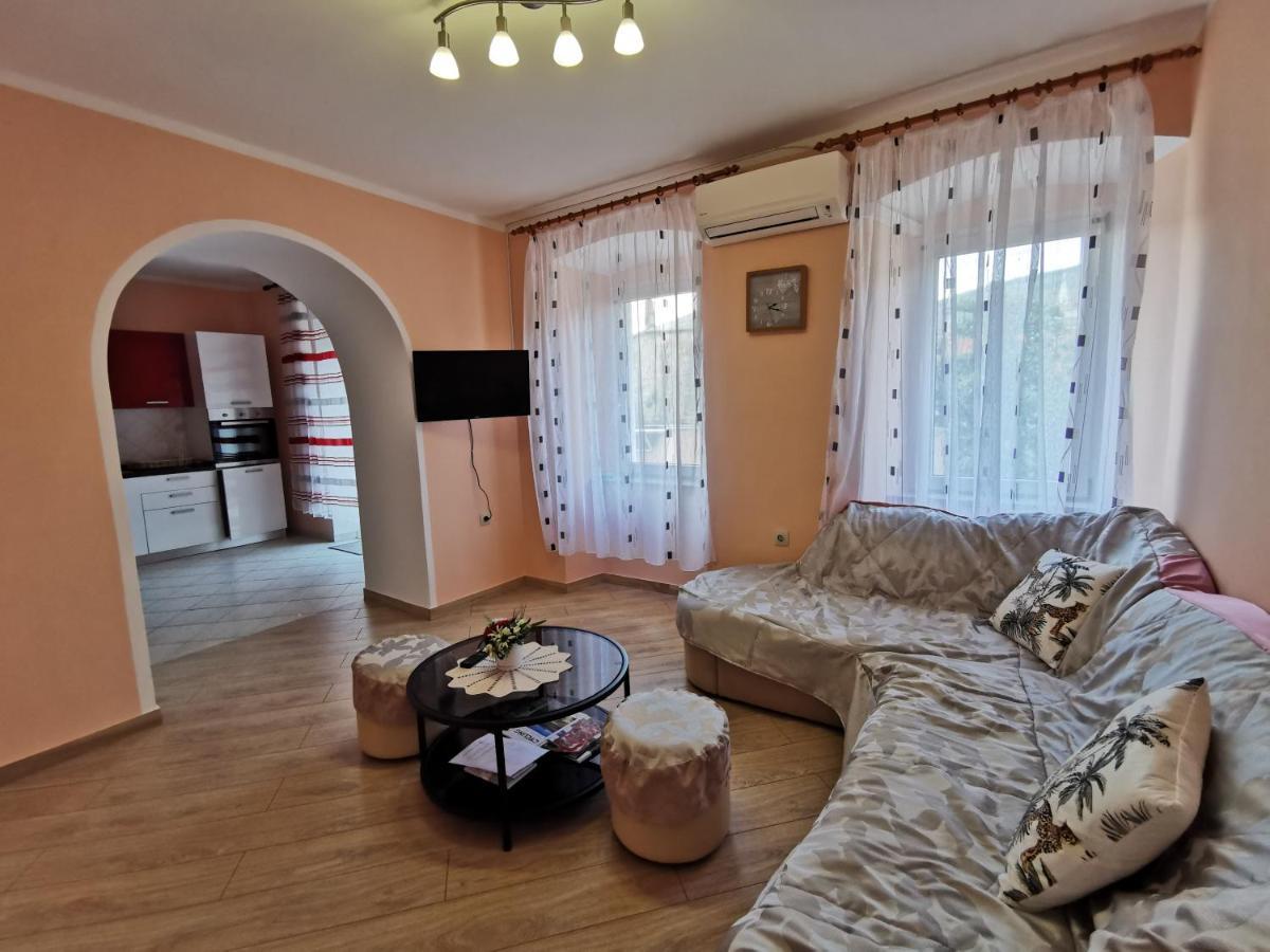 Apartman Pod Nehajem Daire Senj  Dış mekan fotoğraf