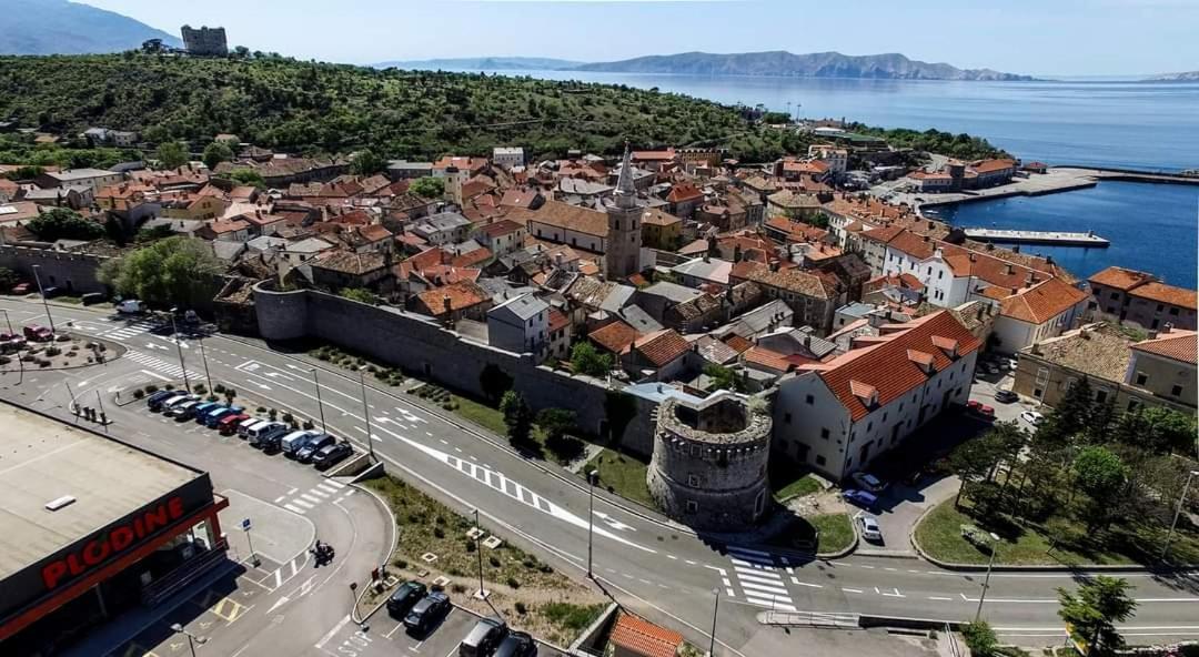Apartman Pod Nehajem Daire Senj  Dış mekan fotoğraf