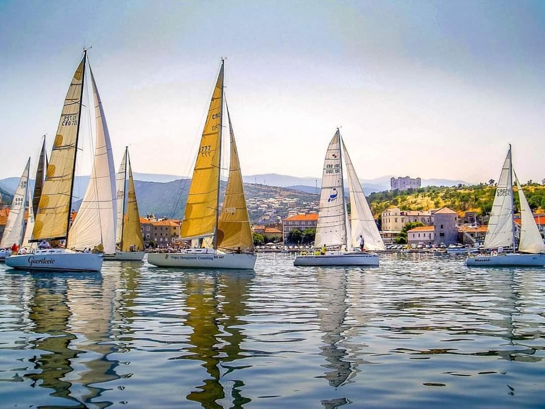 Apartman Pod Nehajem Daire Senj  Dış mekan fotoğraf