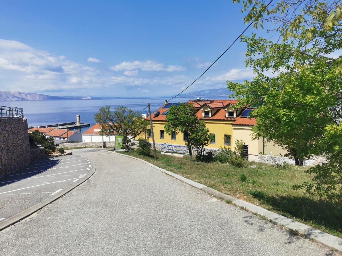 Apartman Pod Nehajem Daire Senj  Dış mekan fotoğraf